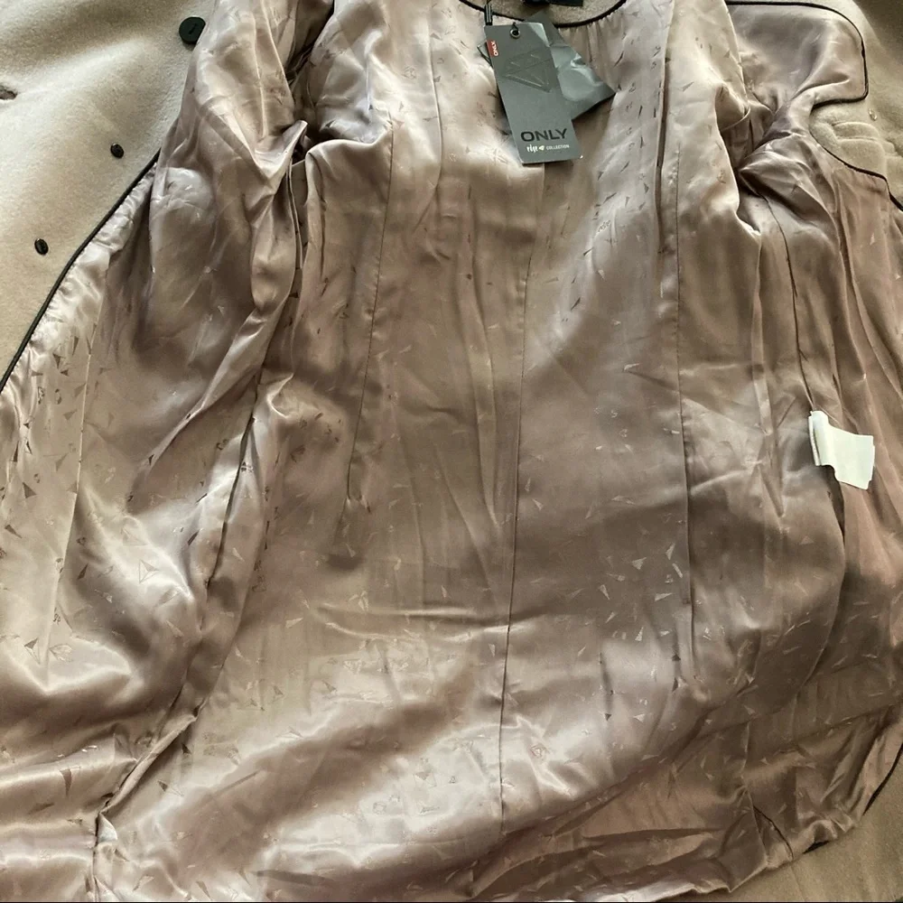 (S) NWT Only Edge Collection Button-Up Luxury Jacket in Beige - Picture 5 of 8